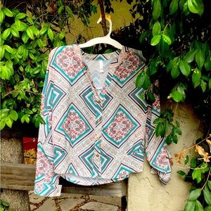 Casual breezy long sleeves, excellent condition